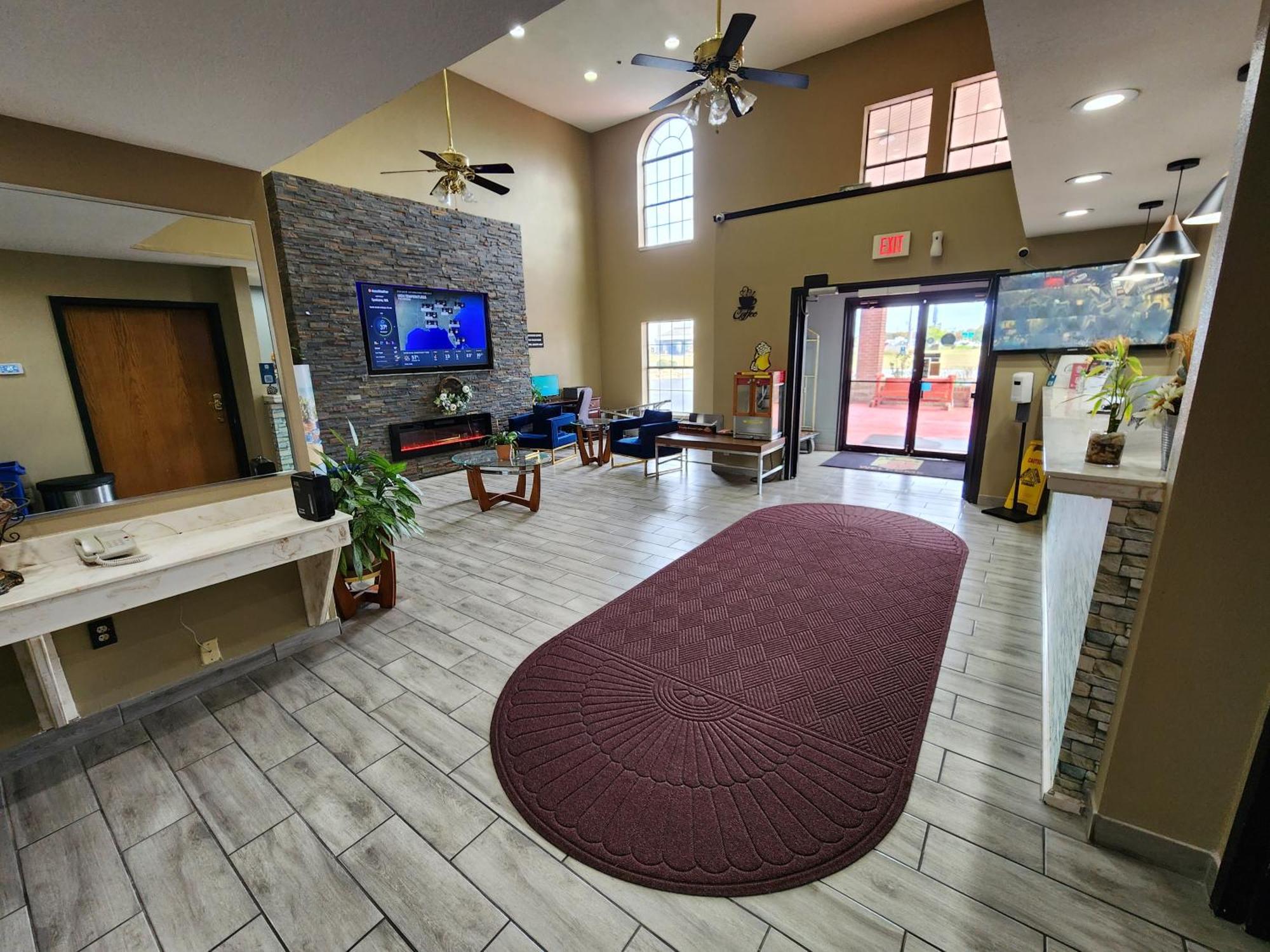 Super 8 By Wyndham Pine Bluff Hotel Exterior photo